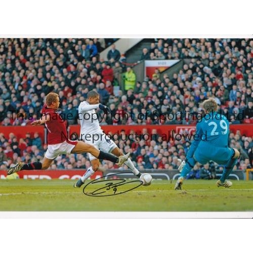 713 - LEEDS UNITED 1950's - 80's     Fifteen autographed 12 x 8 photos of former players including fine ex... 