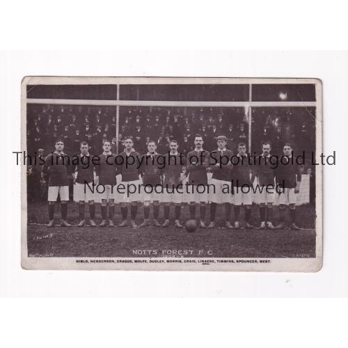 1171 - NOTTINGHAM FOREST 1905-06  Postcard showing Nottingham Forest team 1905-06, players stood on the pit... 