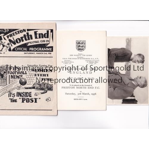 28 - CHRIS CROWE COLLECTION      The following 5 lots belonged to a footballer that was born in Scotland ... 