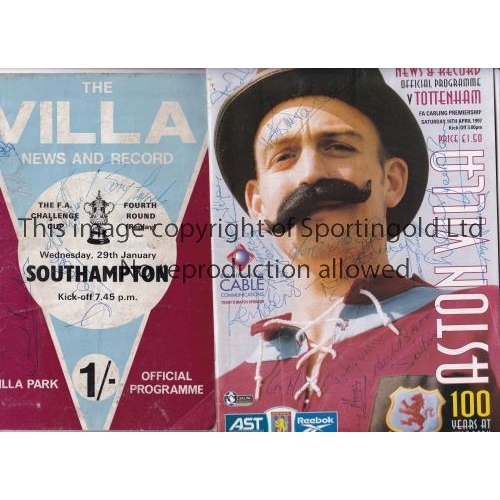 540 - ASTON VILLA FORMER PLAYERS AUTOGRAPHS       Menu for the Aston Villa Old Stars Dinner on 12th Decemb... 