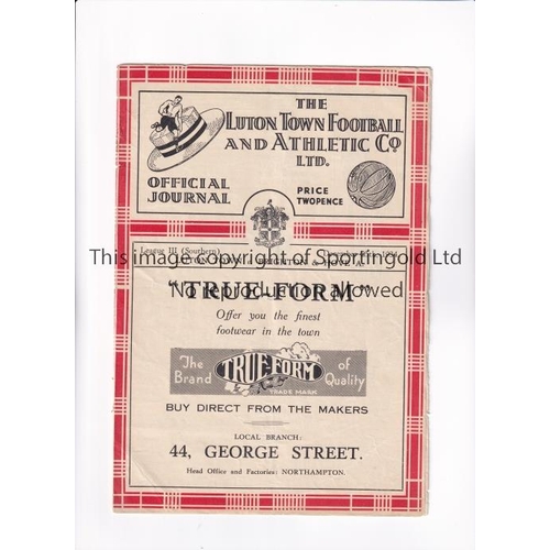 663 - LUTON TOWN V BRIGHTON 1934      Programme for the League match at Luton 25/12/1934, slightly creased... 