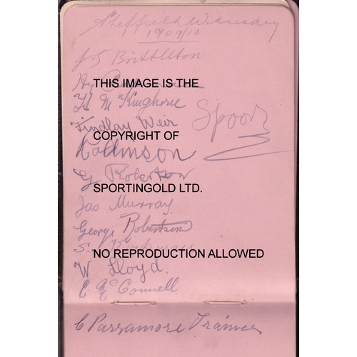 368 - FOOTBALL AUTOGRAPH BOOK 1909-10 INCLUDING MANCHESTER UNITED       An album in which Speirs collected... 