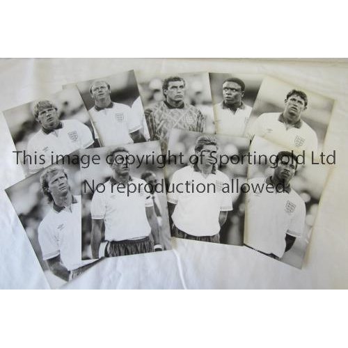 145 - PRESS PHOTOS / ENGLAND    Nine B/W 8.5