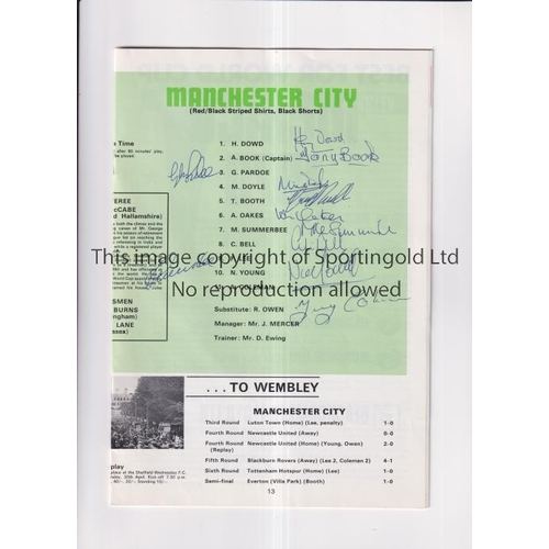 238 - 1969 FA CUP FINAL / MANCHESTER CITY AUTOGRAPHS     Official Programme issued for the 1969 FA Cup Fin... 