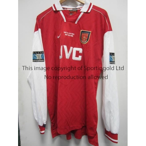 273 - ARSENAL PLAYER ISSUE SHIRT 1998 FA CUP FINAL / STEVE BOULD      Red long sleeve shirt issued to Stev... 
