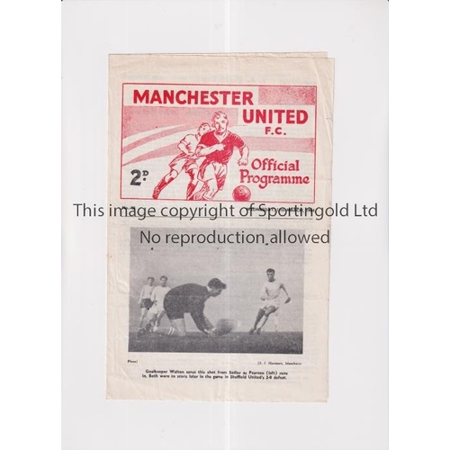 31 - MANCHESTER UNITED     Programme for the home FA Youth Cup tie v Wolves 11/3/64, slightly creased and... 