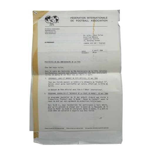 17 - COLLECTION OF FIFA/ WORLD CUP FOOTBALL EPHEMERA, X4 FIFA ENGLISH EDITION HANDBOOKS (1965/ 1975/ 1981... 