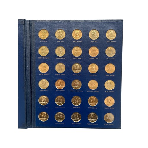 27 - 1970 ENGLAND WORLD CUP COIN COLLECTION, FULL SET OF FRANKLIN COINS, LIMITED EDITION SOLID BRONZE COM... 