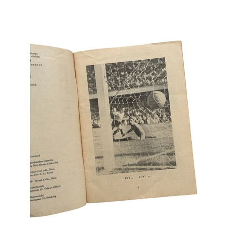 37 - SWITZERLAND 1954 WORLD CUP OFFICIAL TOURNAMENT REVIEW PROGRAMME, PRESS ISSUED ITEM, 'WELTMEISTERSCHA... 