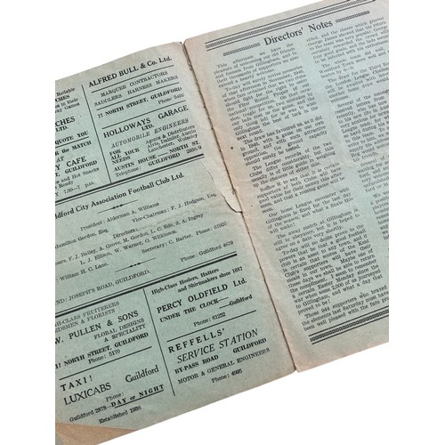 58 - GUILDFORD CITY VERSUS GILLINGHAM 1949/50 FOOTBALL PROGRAMME, 12/11/1949, FA CUP QUALIFIER. TEAR TO F... 
