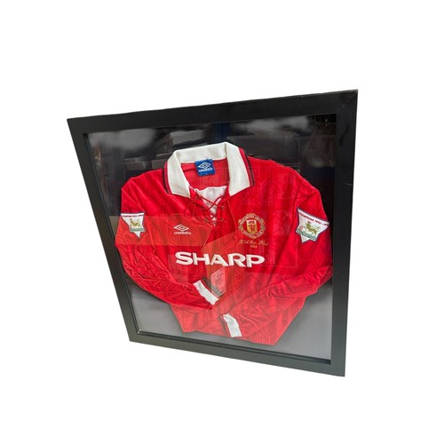 MANCHESTER UNITED 1994 FA CUP FINAL FOOTBALL SHIRT, LONG SLEEVED SHIRT WITH PREMIER LEAGUE PATCHES & FA CUP EMBROIDERY, STITCHED UMBRO & MANCHESTER UNITED LOGO, ORIGINALLY ACQUIRED AT A CHARITY RAFFLE BY VENDOR, BLACK WOODEN FRAME.