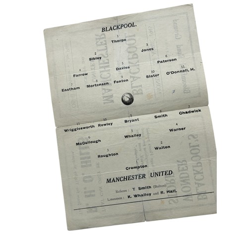 125 - MANCHESTER UNITED AWAY VERSUS BLACKPOOL 1944/45 FOOTBALL PROGRAMME, 02/04/1945, WAR TIME 4-PAGE ISSU... 