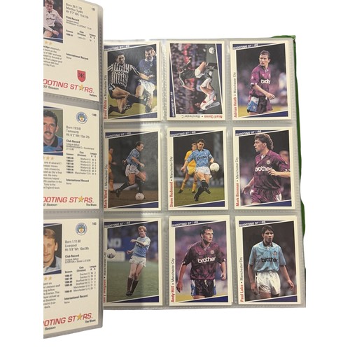 1991-92 SHOOTING STARS FOOTBALL TRADE CARDS ALBUM, 760 IN TOTAL