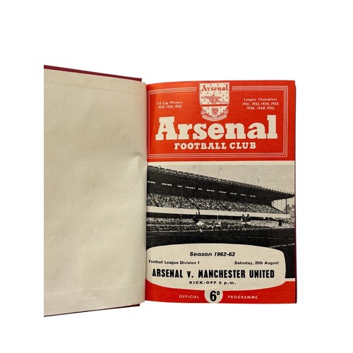 170 - 1962/63 ARSENAL BOUND VOLUME, FILLED WITH HOME PROGRAMMES, LEAGUE/CUP, NO RESERVES NOTED, WITH COVER... 