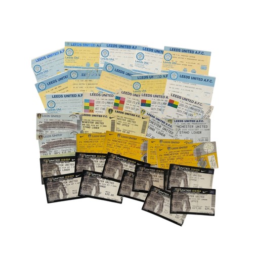 70 - COLLECTION OF MANCHESTER UNITED AWAY VERSUS LEEDS UNITED FOOTBALL TICKET STUBS, 36 EXAMPLES, DUPLICA... 