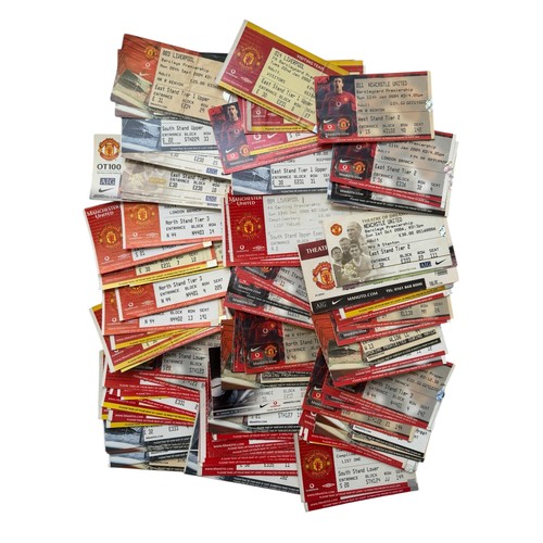 93 - COLLECTION OF MANCHESTER UNITED 2000s FOOTBALL TICKET STUBS, 120 EXAMPLES, DUPLICATES NOTED, 2000-20... 