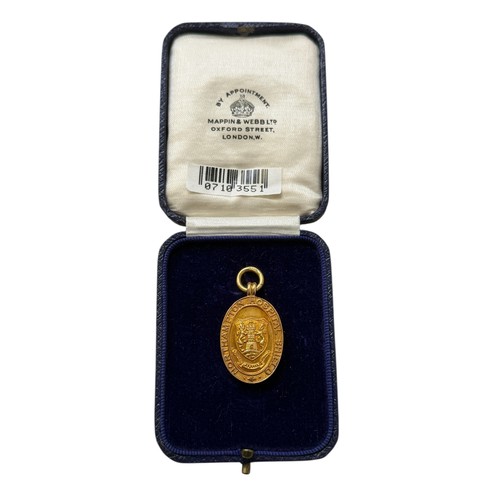 105 - 1929-30 NORTHAMPTON HOSPITAL SHIELD ARSENAL GOLD WINNERS MEDAL, INSCRIBED 'ARSENAL WINNERS 1929-30 J... 