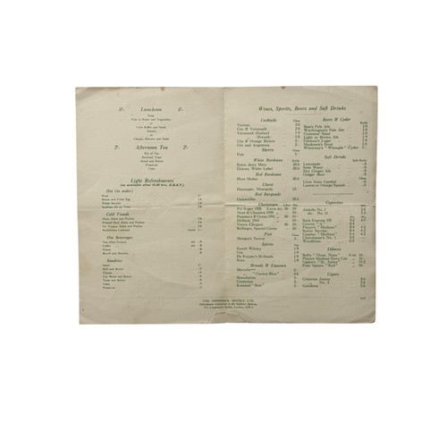 116 - 1947 ARSENAL SIGNED MENU, FROM THE TRAIN EN-ROUTE TO FACE RACING CLUB DE PARIS, 11/11/1947, SIGNED B... 