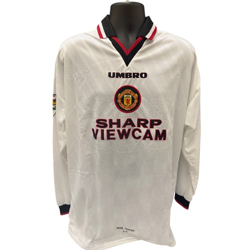 56 - MATCHWORN DAVID BECKHAM MANCHESTER UNITED 1996/97 LONG SLEEVE AWAY FOOTBALL SHIRT, EXTREMELY SCARCE ... 