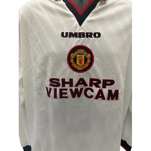 56 - MATCHWORN DAVID BECKHAM MANCHESTER UNITED 1996/97 LONG SLEEVE AWAY FOOTBALL SHIRT, EXTREMELY SCARCE ... 