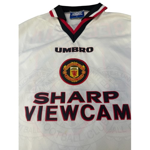 56 - MATCHWORN DAVID BECKHAM MANCHESTER UNITED 1996/97 LONG SLEEVE AWAY FOOTBALL SHIRT, EXTREMELY SCARCE ... 