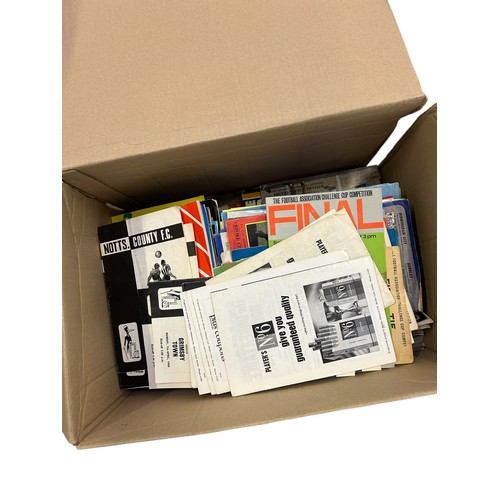 1151 - X200 PLUS 1960s ONWARDS FOOTBALL PROGRAMMES, HIGH NOTTS COUNTY CONTENT, FINALS, ETC. FAIR.