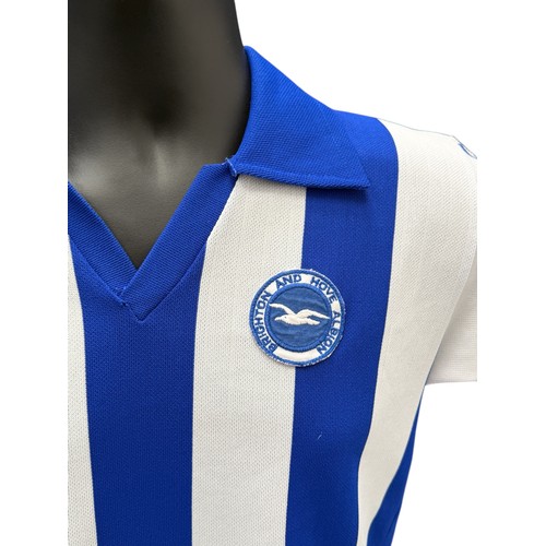 49 - RAY CLARKE BRIGHTON & HOVE ALBION VERSUS MANCHESTER CITY 1979/80 MATCH WORN FOOTBALL SHIRT, SHORT SL... 
