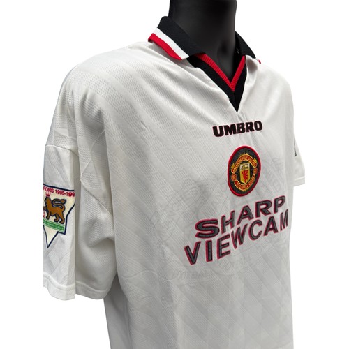 48 - ROY KEANE MANCHESTER UNITED 1996/97 MATCH WORN FOOTBALL SHIRT, SHORT SLEEVED AWAY SHIRT, KEANE No.16... 