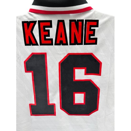48 - ROY KEANE MANCHESTER UNITED 1996/97 MATCH WORN FOOTBALL SHIRT, SHORT SLEEVED AWAY SHIRT, KEANE No.16... 