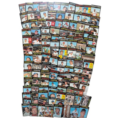 679 - 1971 TOPPS BASEBALL TRADE CARDS, GREEN BACKS, CIRCA 750 CARDS NOTED, CARDS ARE MIXED AND WE CANNOT V... 