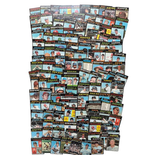 679 - 1971 TOPPS BASEBALL TRADE CARDS, GREEN BACKS, CIRCA 750 CARDS NOTED, CARDS ARE MIXED AND WE CANNOT V... 