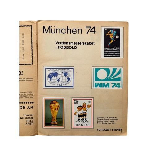 228 - 1974 WEST GERMANY WORLD CUP PANINI STICKER ALBUM, DANISH VERSION, ITEM IS COMPLETE WITH ALL STICKERS... 