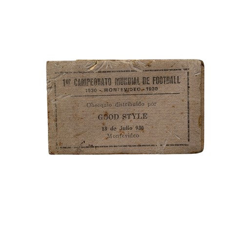 126 - 1930 WORLD CUP URUGUAY 'GOOD STYLE' CIGARETTE CARD BOOKLET, MINIATURE BOOKLET FILLED WITH 13 UNCUT C... 