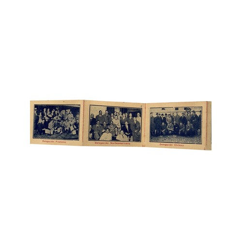 126 - 1930 WORLD CUP URUGUAY 'GOOD STYLE' CIGARETTE CARD BOOKLET, MINIATURE BOOKLET FILLED WITH 13 UNCUT C... 