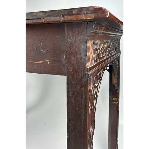 100 - A GEORGE III SERVING TABLE CIRCA 1780 IN MANNER OF THOMAS CHIPPENDALE, Chinese gothic design with la... 