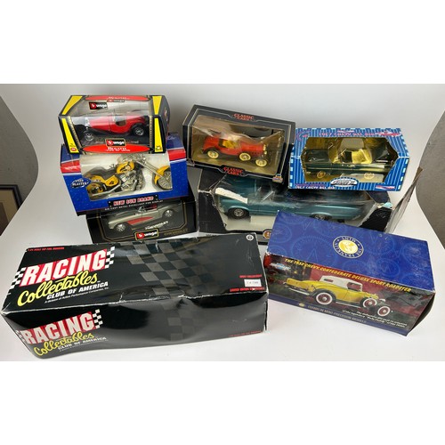 234 - A COLLECTION OF TOY CARS TO INCLUDE FRANKLIN MINT AND BURAGO (8)

**Please note this lot will be ava... 