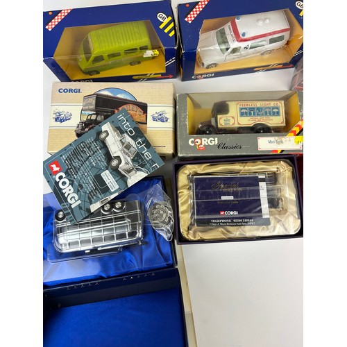 226 - A COLLECTION OF BOXED CORGI TOY MODELS to include Queen Elizabeth II Golden Jubilee bus and others (... 