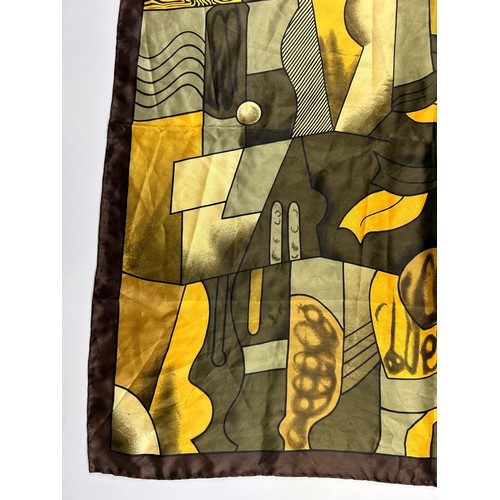 131 - A VINTAGE PABLO PICASSO DESIGN SILK SCARF, cubist design

85cm x 85cm 

Very good condition.