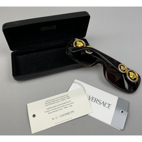 61 - A PAIR OF VERSACE SUNGLASSES IN ORIGINAL CASE WITH TAGS AND CERTIFICATE OF AUTHENTICITY, 

Gold medu... 