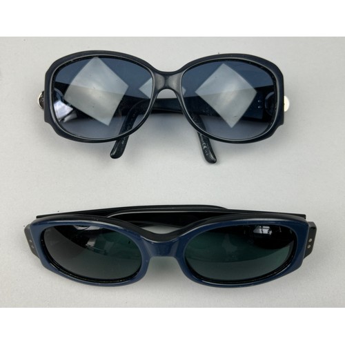 92 - TWO PAIRS OF BLACK AND BLUE GUCCI SUNGLASSES (2)