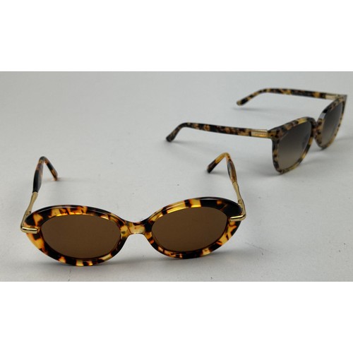 81 - TWO PAIRS OF VINTAGE GUCCI TORTOISESHELL DESIGN SUNGLASSES (2)