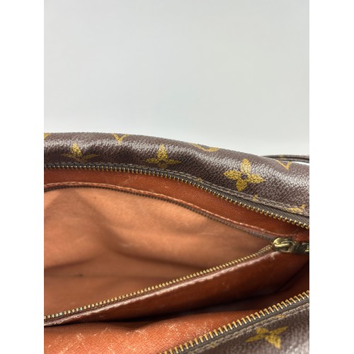 25 - A LOUIS VUITTON CROSSBODY MESSENGER BAG, brown leather with Louis Vuitton monogram emblem throughout... 