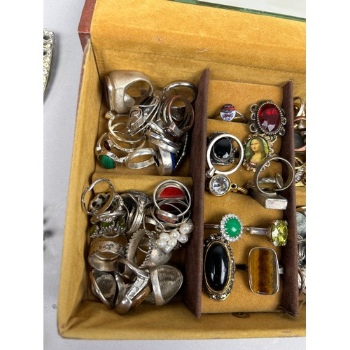 287 - A LARGE COLLECTION OF BROOCHES AND SOME 925 SILVER RINGS (Qty)