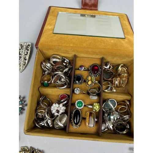 287 - A LARGE COLLECTION OF BROOCHES AND SOME 925 SILVER RINGS (Qty)