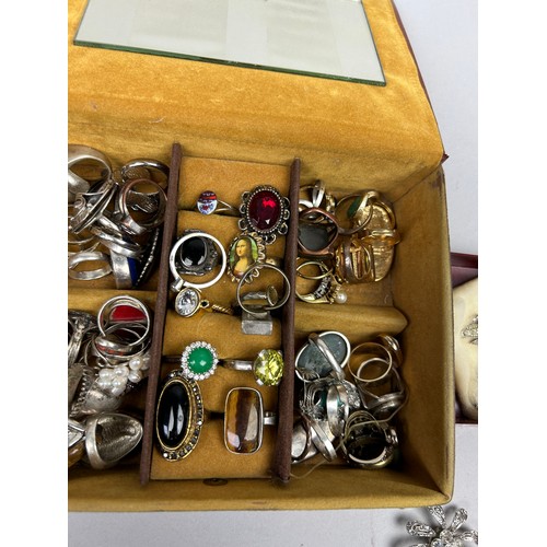 287 - A LARGE COLLECTION OF BROOCHES AND SOME 925 SILVER RINGS (Qty)