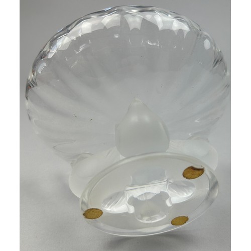 119 - A MODERN LALIQUE 'NOGENT' FOUR BIRD DISH SIGNED TO BASE