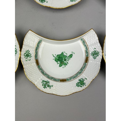 85 - A HEREND PART DINNER SERVICE 'APPONYI' CHINESE GREEN PATTERN, 79 pieces in total, hand painted all m... 