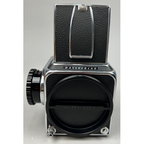 256 - 1970 HASSELBLAD 500 C with A12 back. In very good condition and full working order.