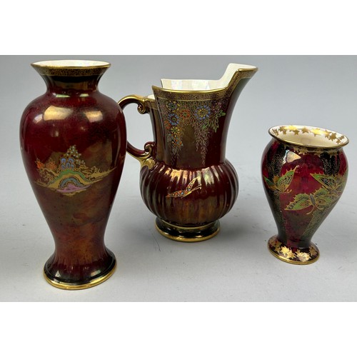 112 - CROWN DEVON THREE LUSTRE WARE VASES (3) 

Tallest 18cm