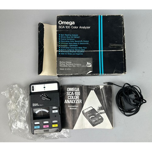 277 - AN OMEGA SCA100 Colour Analyzer, mains adapter and instructions in original makers
box.